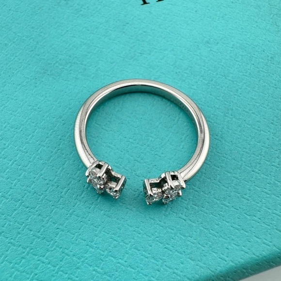 Retired Tiffany & Co. Aria Diamond Open Ring in Platinum - Picture 8 of 8